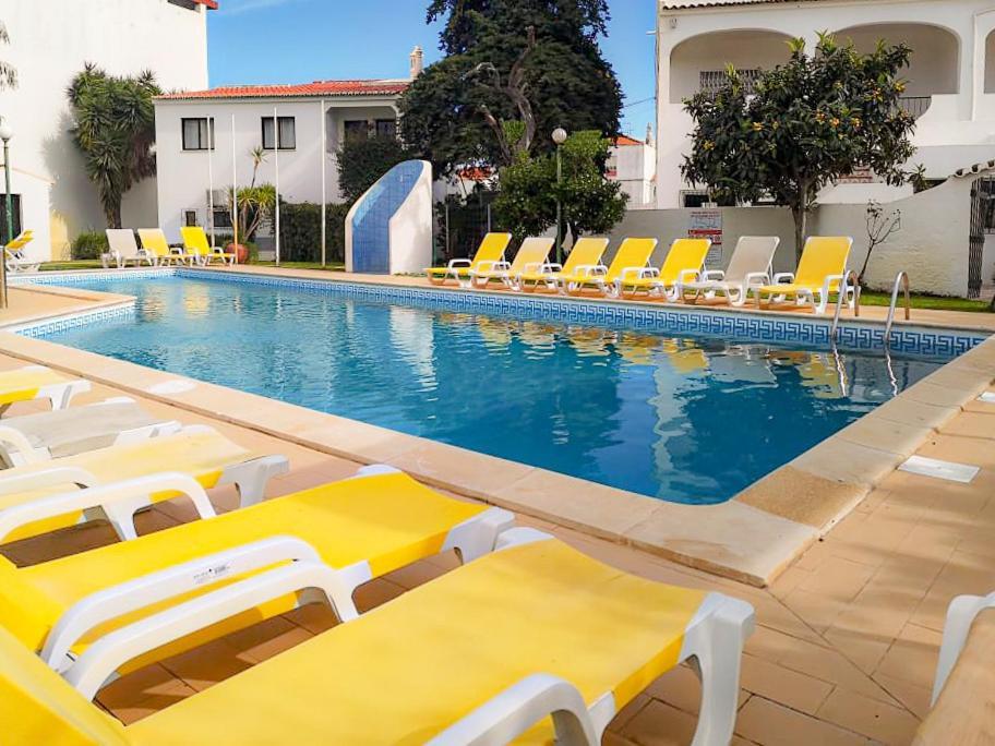 Apartamento Tio Pedro - By Bedzy Albufeira Exteriör bild