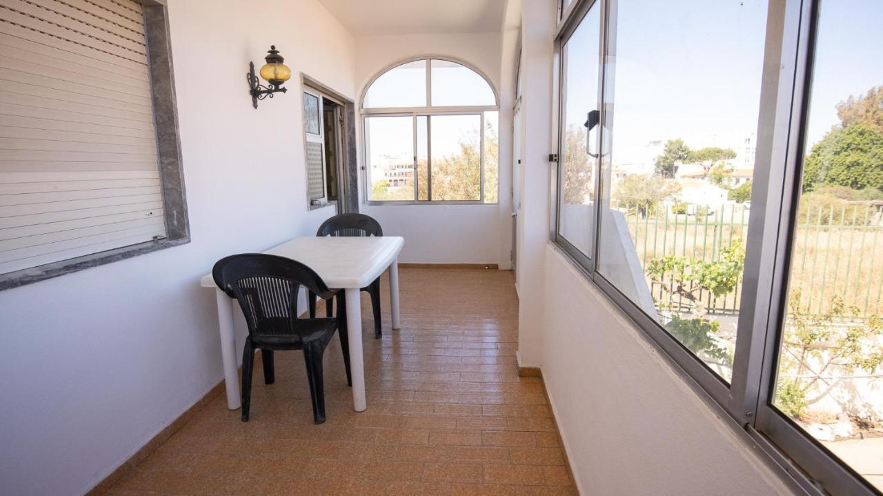 Apartamento Tio Pedro - By Bedzy Albufeira Exteriör bild